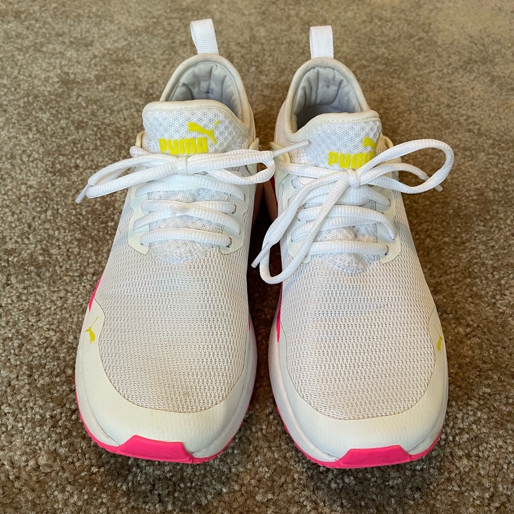 boys puma tennis shoes